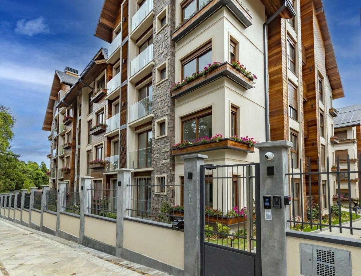 Rosa Edificio Bellagio Canela Com Infraestrutura Completa Appartement Buitenkant foto