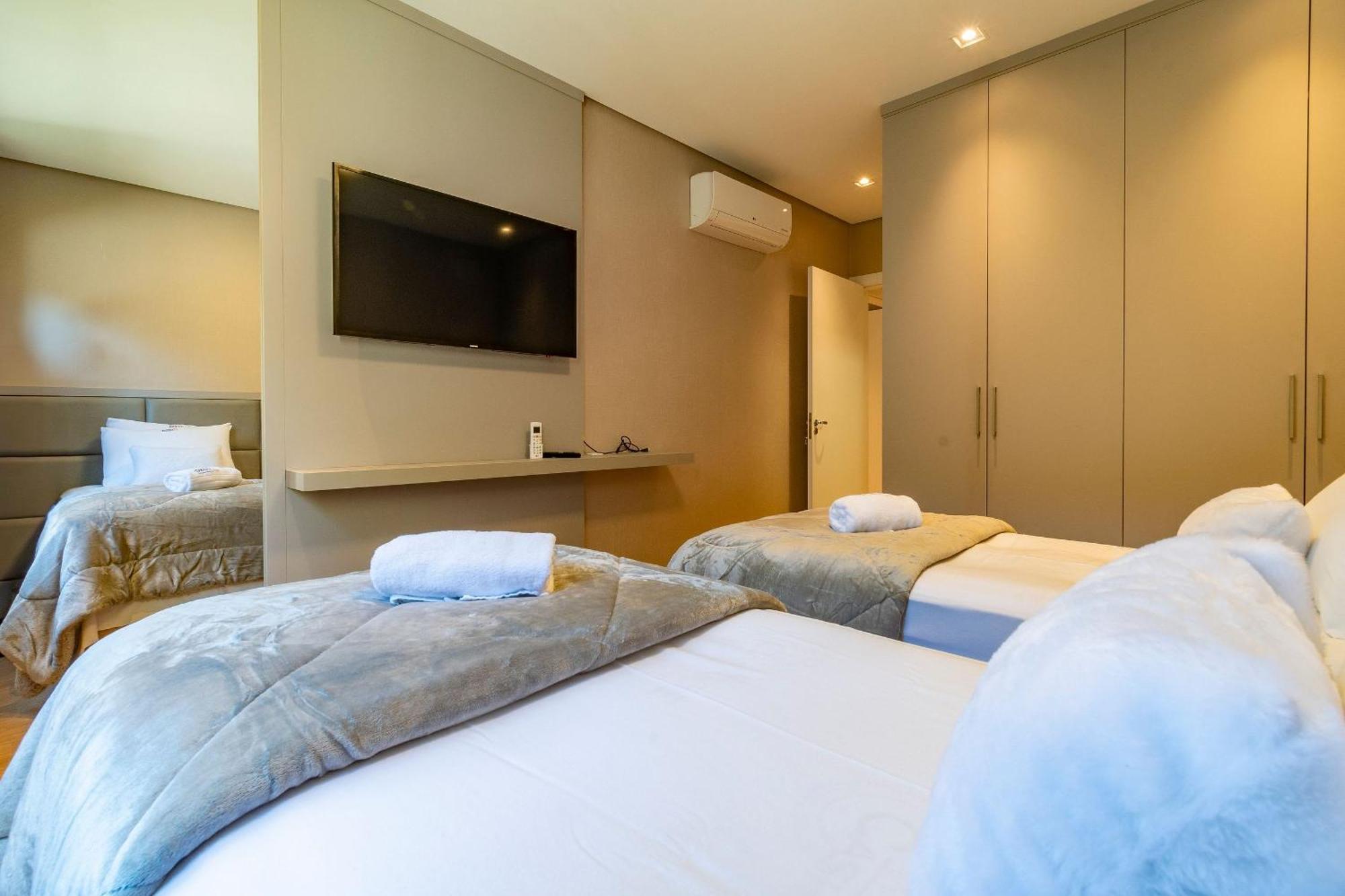 Rosa Edificio Bellagio Canela Com Infraestrutura Completa Appartement Buitenkant foto